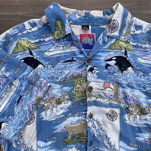 Dem Crazy Shirt Men's Size Large Short Sleeve Button Up Hawaiian Alaska Map Blue